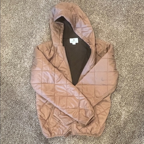 Class Club Quilted Jacket in Brown - Picture 5 of 7